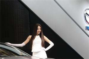 Shanghai Backyard Rainbow Tunnel, taking you to an endless sea of flowers and a dreamlike world!